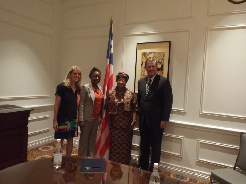 /Mayor Mike Rawlings and his staff with President Sirleaf